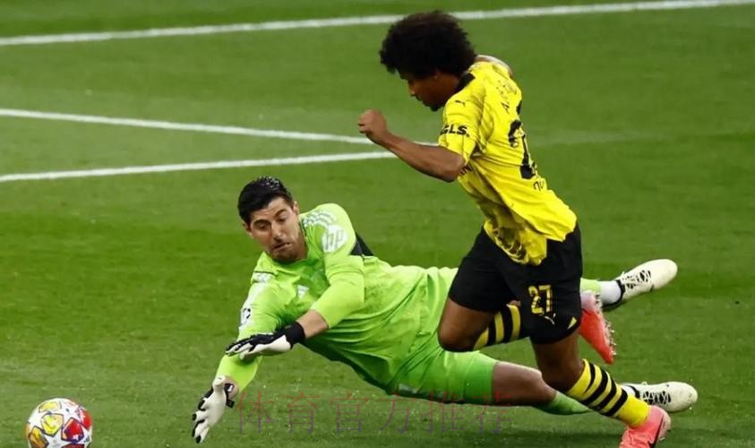 赛季首秀!库尔图瓦:很高兴感受再次成为皇马门将